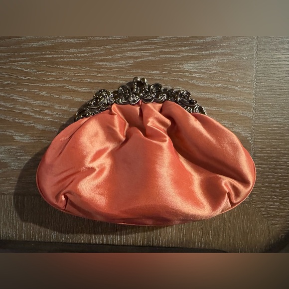 Elegant Beaded Clutch in Orange Carlo Fellini - Picture 2 of 6